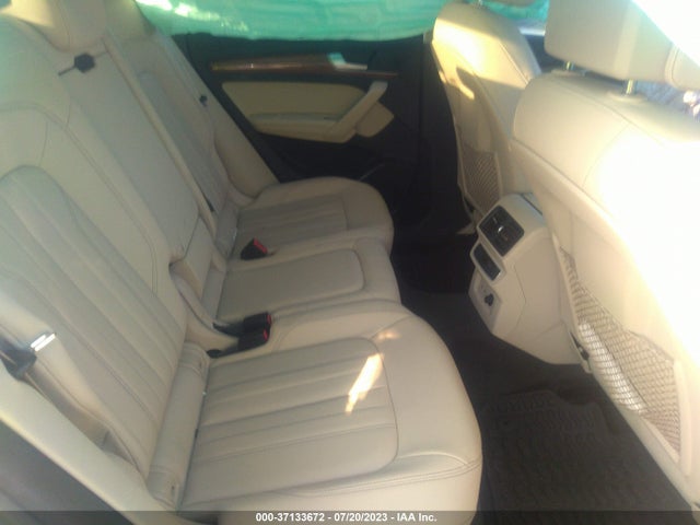 WA1BAAFY0M2043587 Audi Q5 Premium Plus