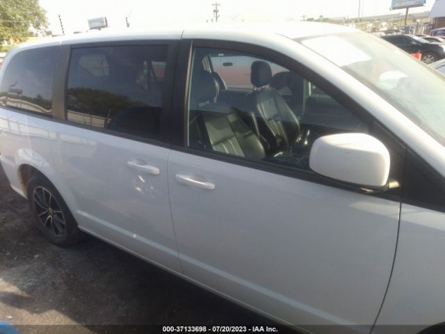 2C4RDGEG6KR556607 Dodge Grand Caravan Gt