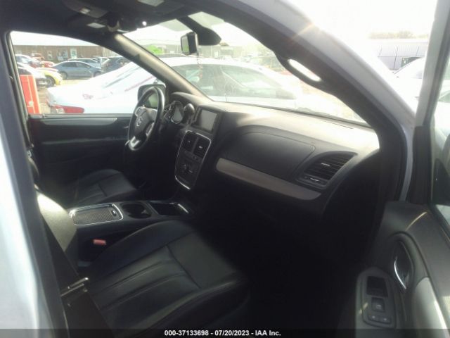 2C4RDGEG6KR556607 Dodge Grand Caravan Gt