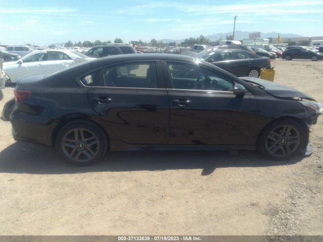 3KPF34AD2ME284674 KIA Forte Gt-line