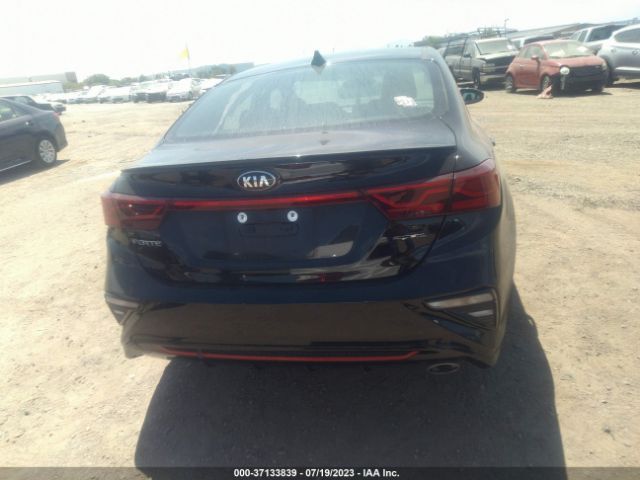 3KPF34AD2ME284674 KIA Forte Gt-line