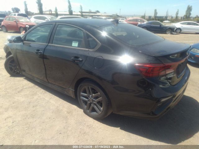 3KPF34AD2ME284674 KIA Forte Gt-line
