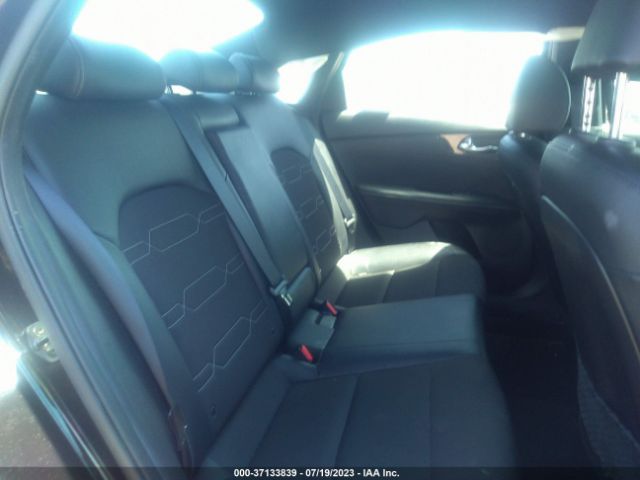 3KPF34AD2ME284674 KIA Forte Gt-line