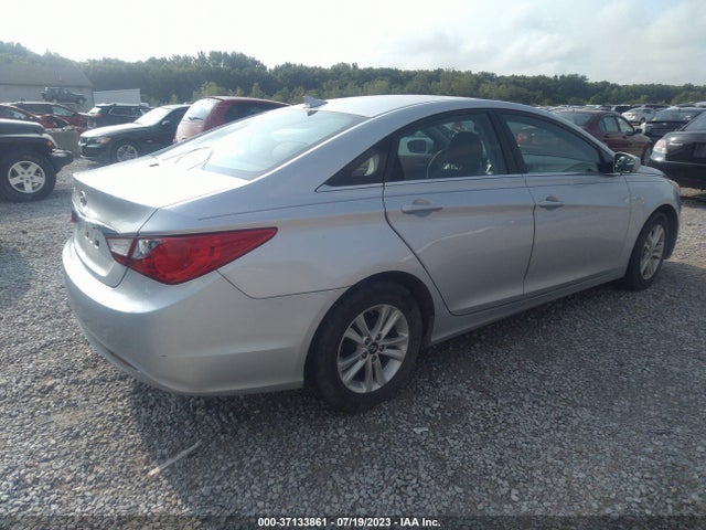 2013 HYUNDAI SONATA GLS PZEV VIN: 5NPEB4AC2DH630188