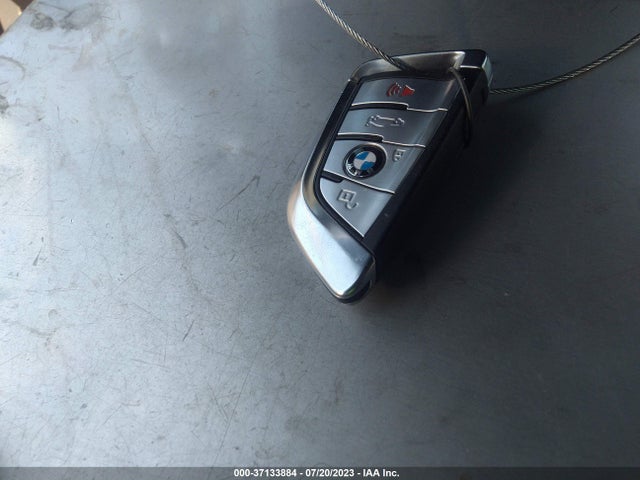 2022 BMW M5, VIN: WBS73CH03NCJ29599