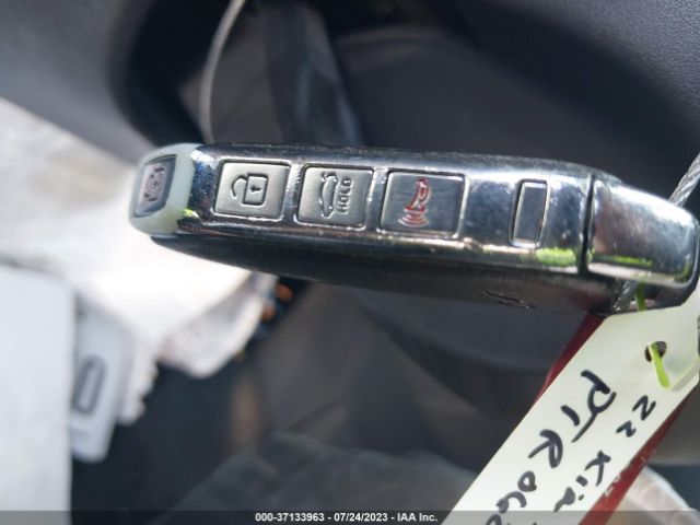 5XXG64J29NG145600 KIA K5 Gt-line