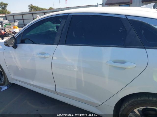 5XXG64J29NG145600 KIA K5 Gt-line