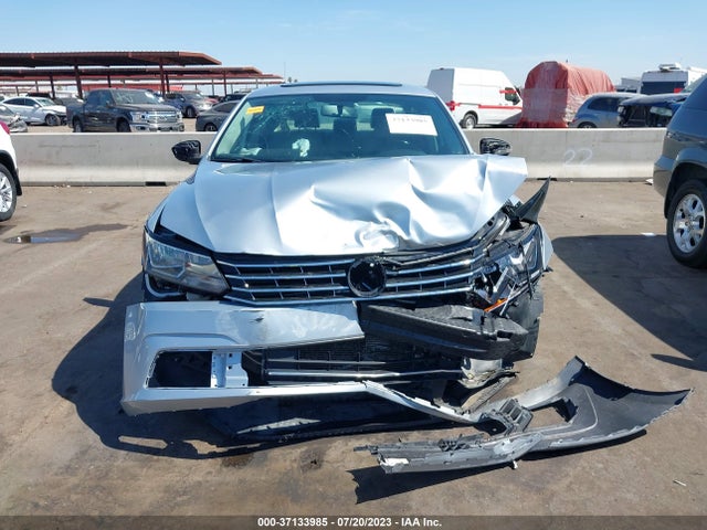 1VWBT7A35GC015973 Volkswagen Passat 1.8t Se
