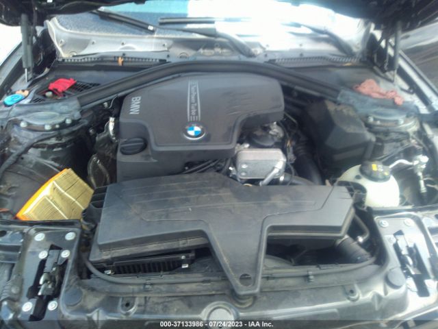 WBA8A3C5XJA487158 BMW 3 Series 320i Xdrive