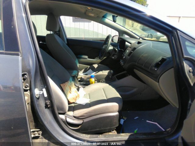 KNAFX4A66G5488851 KIA FORTE LX