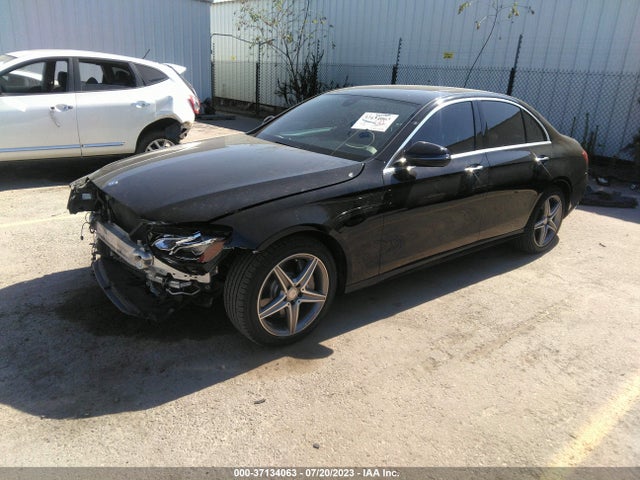 WDDZF4JB6HA055481 Mercedes-Benz E-class E 300