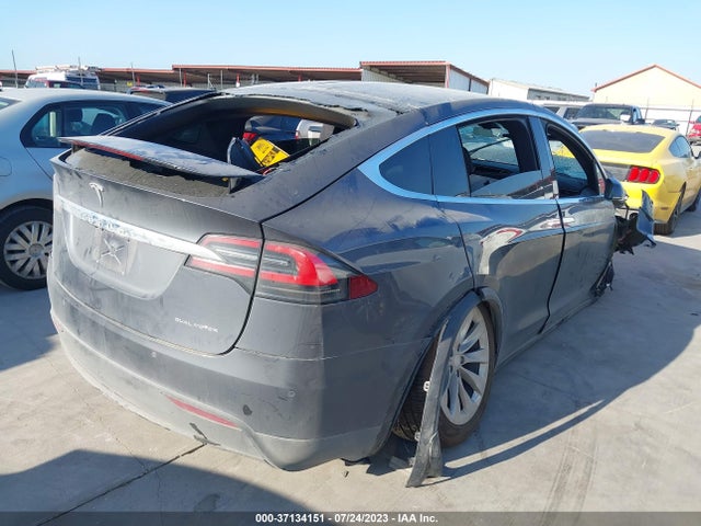 Tesla Model X Long Range 2020 5YJXCDE28LF231354 Image 10