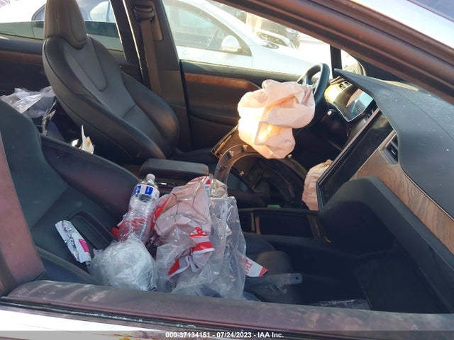 Tesla Model X Long Range 2020 5YJXCDE28LF231354 Image 11