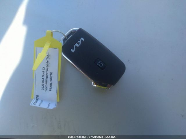 KNDJ23AU8P7841339 KIA SOUL S