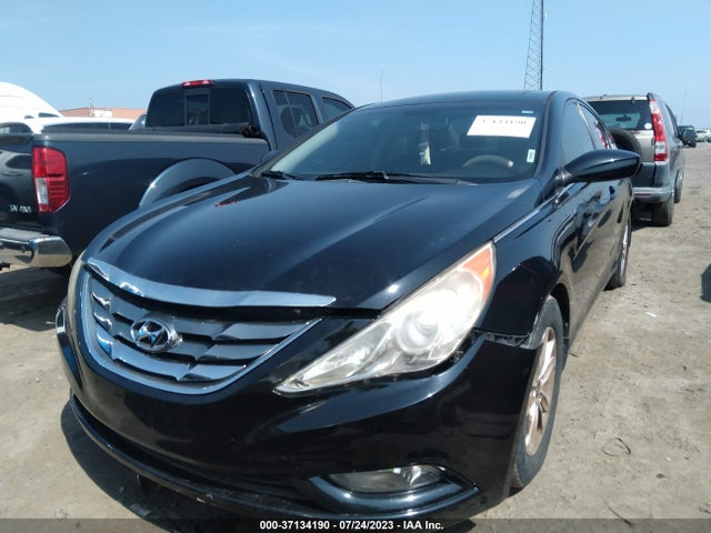 2013 HYUNDAI SONATA GLS VIN: 5NPEB4AC2DH717668