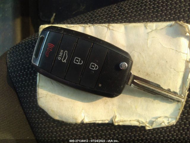 3KPFK4A73HE061935 KIA FORTE LX