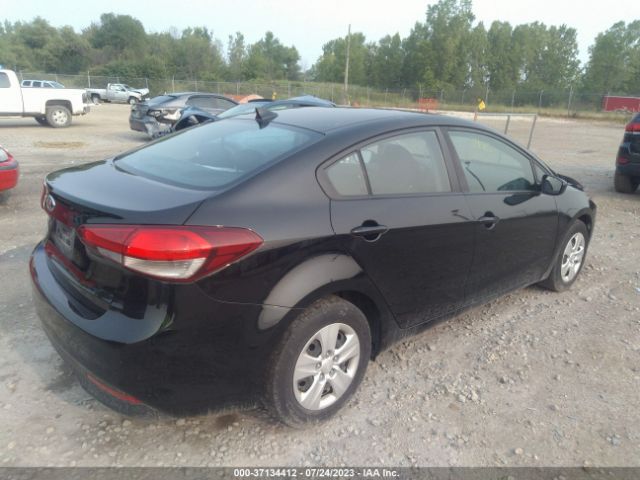 3KPFK4A73HE061935 KIA FORTE LX
