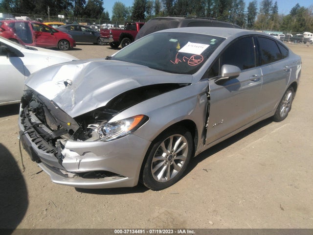 3FA6P0LUXHR307228 Ford Fusion Hybrid Se