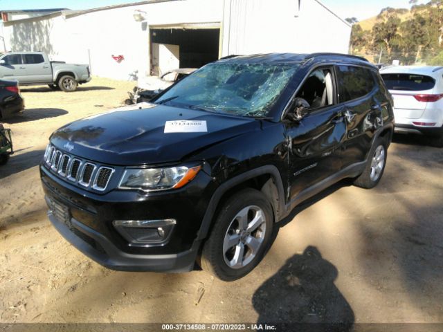3C4NJDBB1JT180005 Jeep Compass Latitude