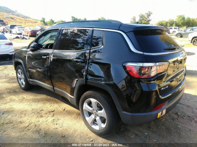 3C4NJDBB1JT180005 Jeep Compass Latitude