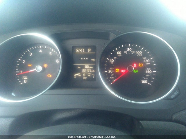 3VWDB7AJXJM217370 Volkswagen Jetta 1.4t Wolfsburg Edition