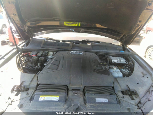 WA1LAAF74JD023824 Audi Q7 Premium Plus