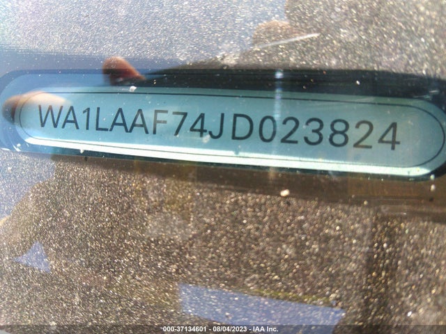 WA1LAAF74JD023824 Audi Q7 Premium Plus