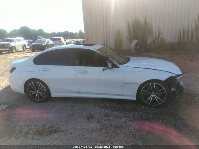 BMW 3 Series 330i 2021 3MW5R1J01M8B52409 Image 13