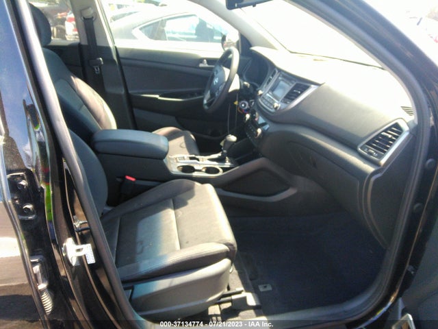 Hyundai TUCSON SE 2018 KM8J23A47JU786855 Image 11