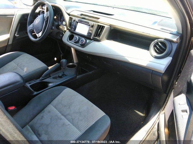 Toyota RAV4 LE 2015 2T3ZFREV7FW215698 Image 12
