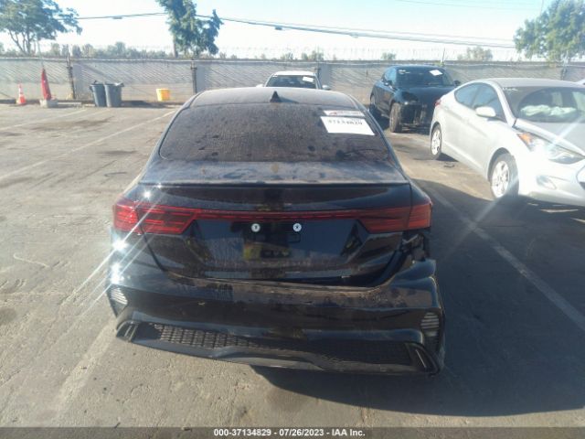 3KPF54AD5PE568122 KIA Forte Gt-line