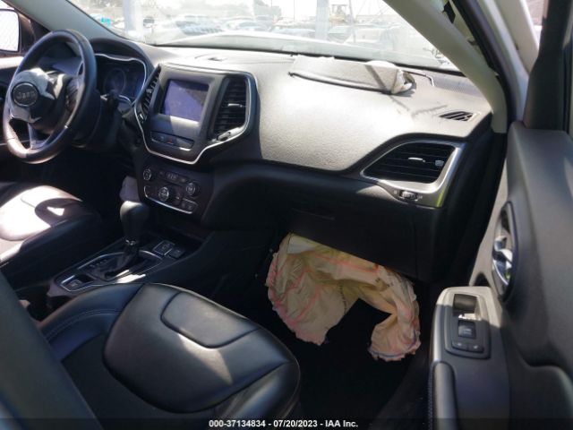1C4PJLLX8KD216194 Jeep Cherokee Latitude Plus