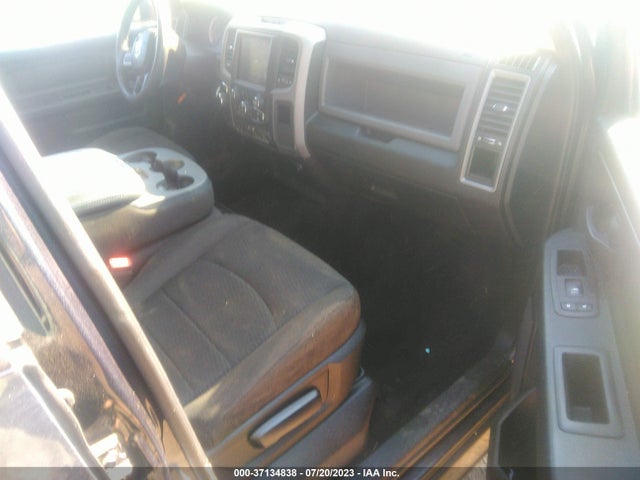1C6RR7KT6LS113920 RAM 1500 Classic Express