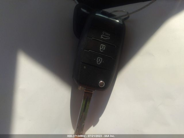 KNAGM4A73F5646177 KIA Optima Lx