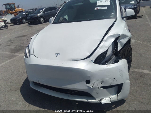 7SAYGDEF5NF485718 Tesla Model Y Performance