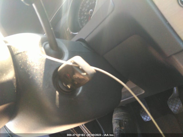3VW117AU7FM100644 Volkswagen Golf Tsi S W/sunroof