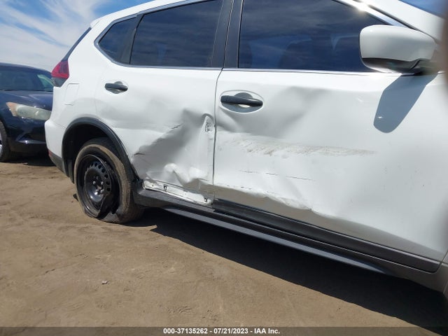 Nissan ROGUE S 2018 5N1AT2MTXJC791600 Image 12