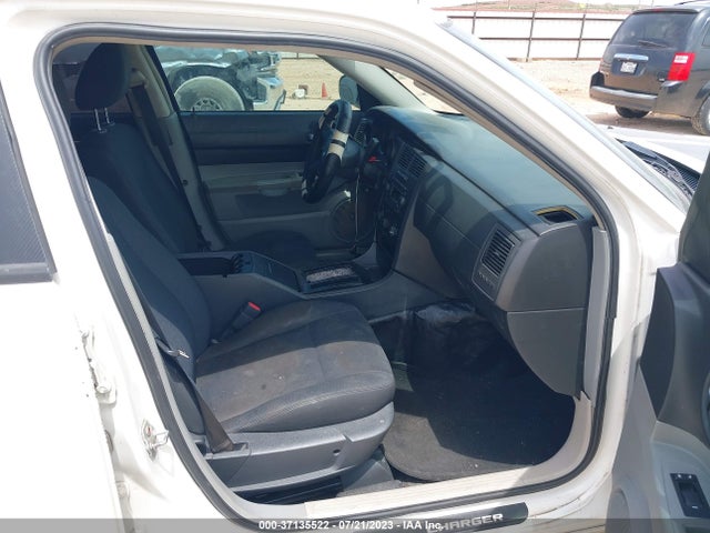 2007 DODGE CHARGER POLICE VIN: 2B3KA43H27H690498