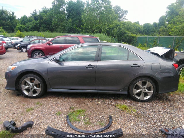 2014 TOYOTA CAMRY SE SPORT VIN: 4T1BF1FK3EU371302