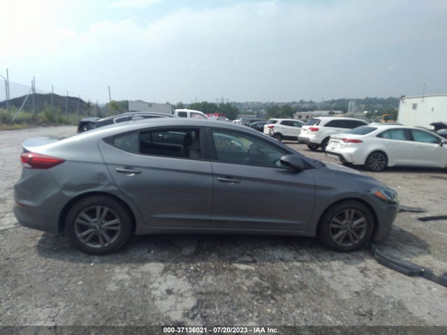 Hyundai ELANTRA SEL 2018 5NPD84LF5JH307573 Image 4