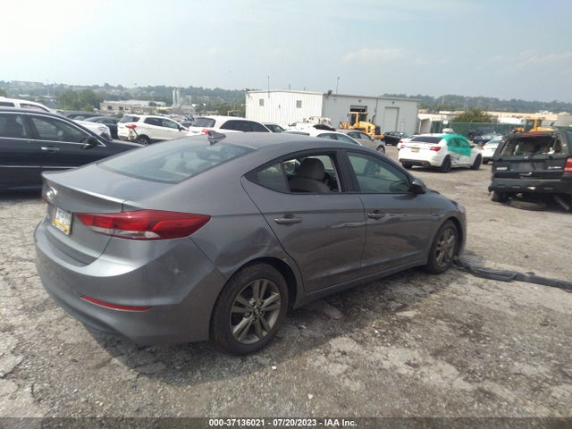 Hyundai ELANTRA SEL 2018 5NPD84LF5JH307573 Image 9