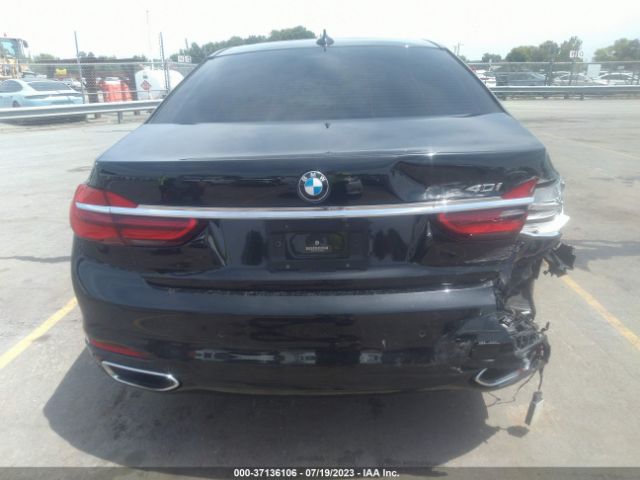 WBA7E2C57HG739207 BMW 7 Series 740i