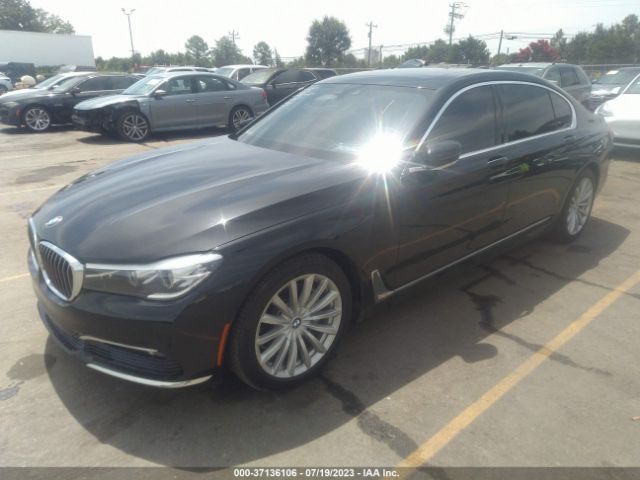 WBA7E2C57HG739207 BMW 7 Series 740i