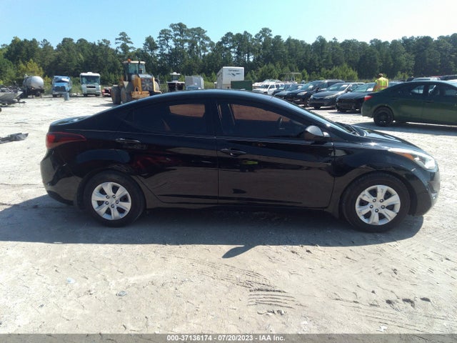 2016 HYUNDAI ELANTRA SE VIN: 5NPDH4AE7GH669262
