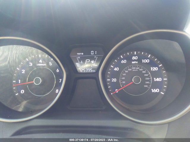 2016 HYUNDAI ELANTRA SE VIN: 5NPDH4AE7GH669262