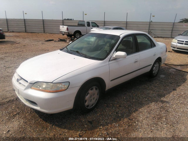 1998 HONDA ACCORD SDN LX VIN: 1HGCG5644WA047987