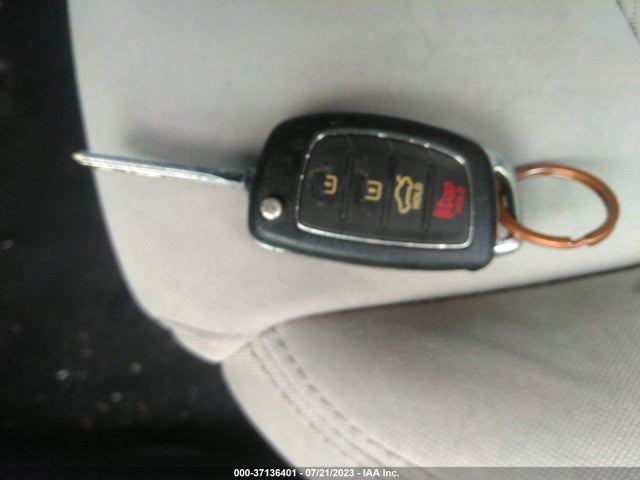 2017 HYUNDAI SONATA 2.4L VIN: 5NPE24AF6HH530031