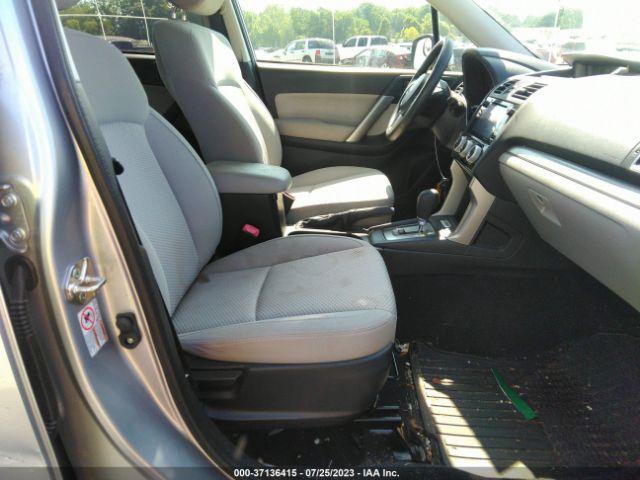 JF2SJADC6HH450069 Subaru Forester Premium