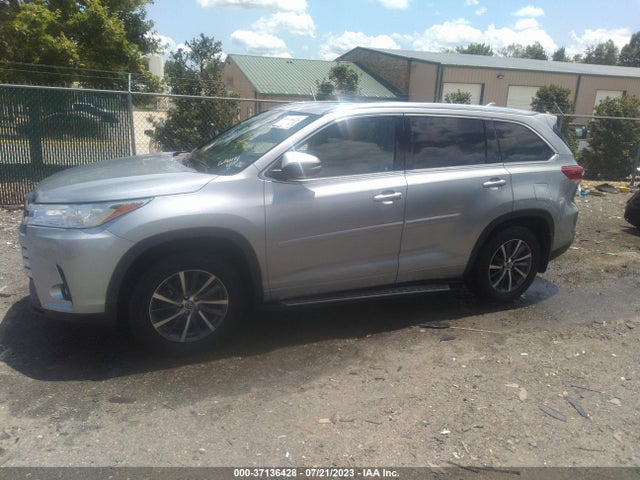 Toyota Highlander Xle 2018 5TDJZRFH2JS530867 Image 14