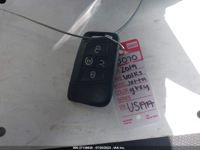 3VWG57BU3KM238947 Volkswagen Jetta Sel Premium